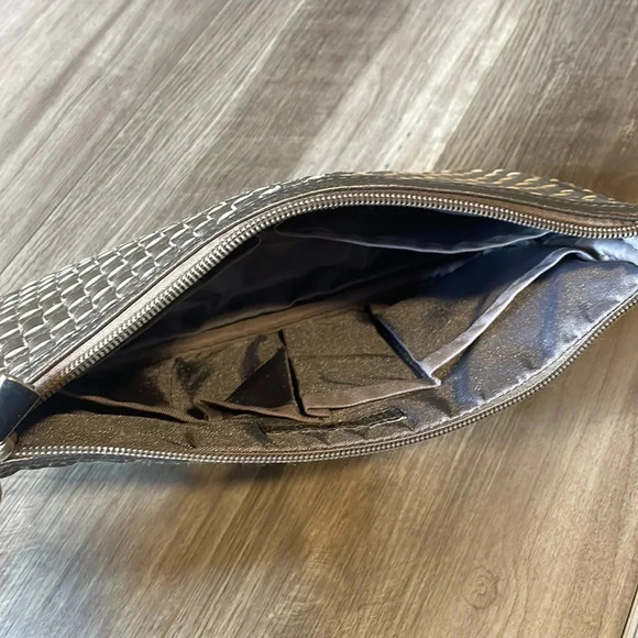 Therapy Systems metallic woven cosmetics, zip, pockets - Picture 2 of 4